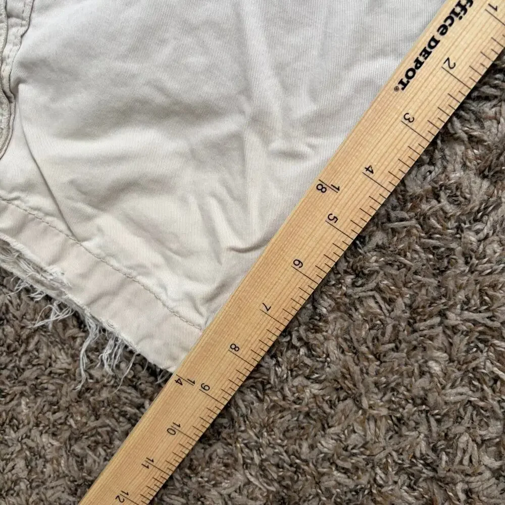 Vintage Y2K Hollister Shorts Cream Distressed Men’s 30x9 Grunge Minimalist